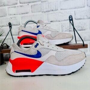 GUC Nike Air Max SYSTM Women's Sneakers Size 9